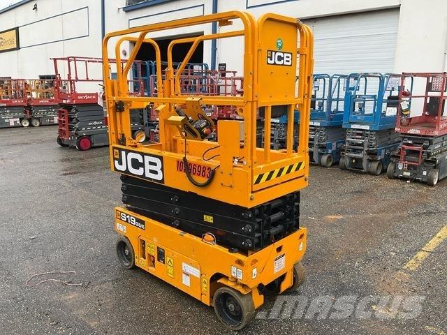 JCB S1930E رافعات مقصية الشكل