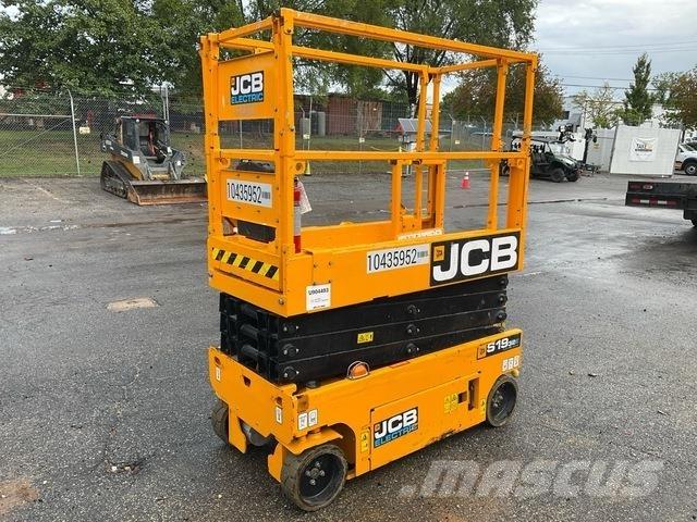 JCB S1932E رافعات مقصية الشكل