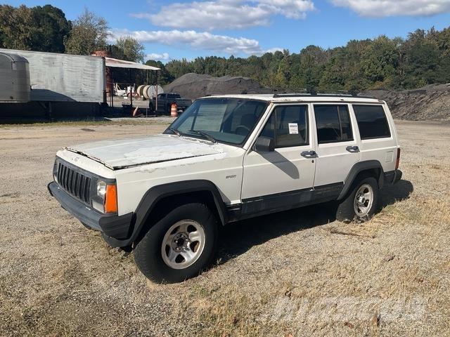 Jeep Cherokee سيارات