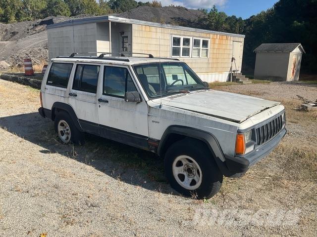 Jeep Cherokee سيارات