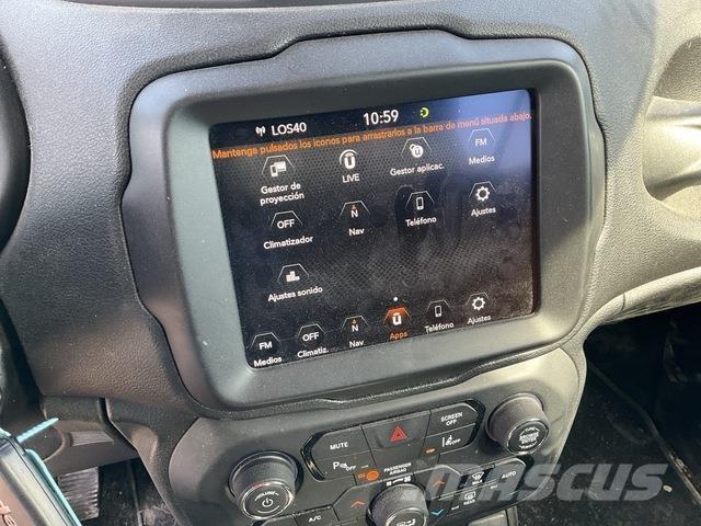 Jeep Renegade سيارات