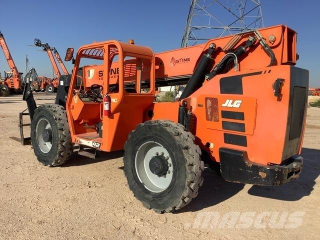 JLG 10042 مناولات متداخلة