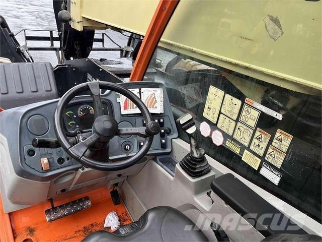 JLG 1055 مناولات متداخلة