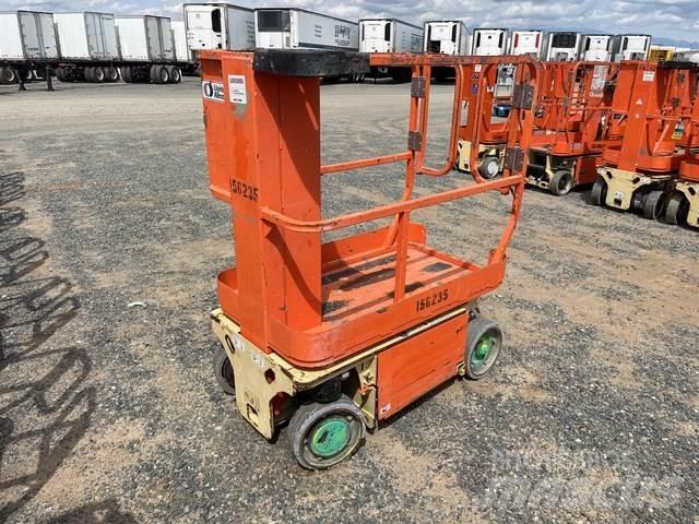 JLG 1230ES رافعات السارية الرأسية