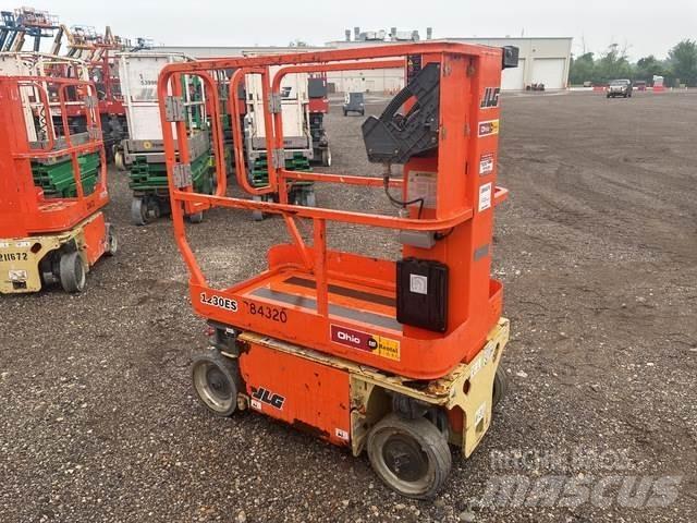 JLG 1230ES رافعات السارية الرأسية