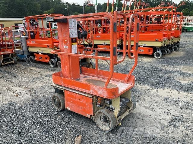 JLG 1230ES رافعات السارية الرأسية