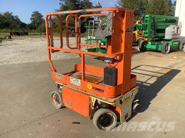 JLG 1230ES رافعات السارية الرأسية