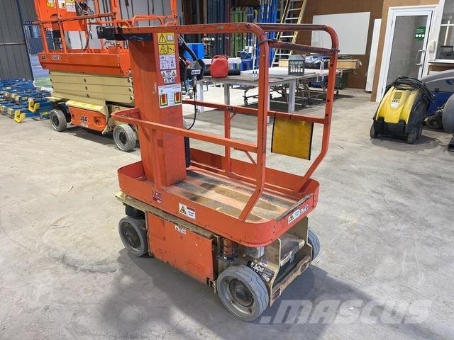 JLG 1230ES رافعات السارية الرأسية