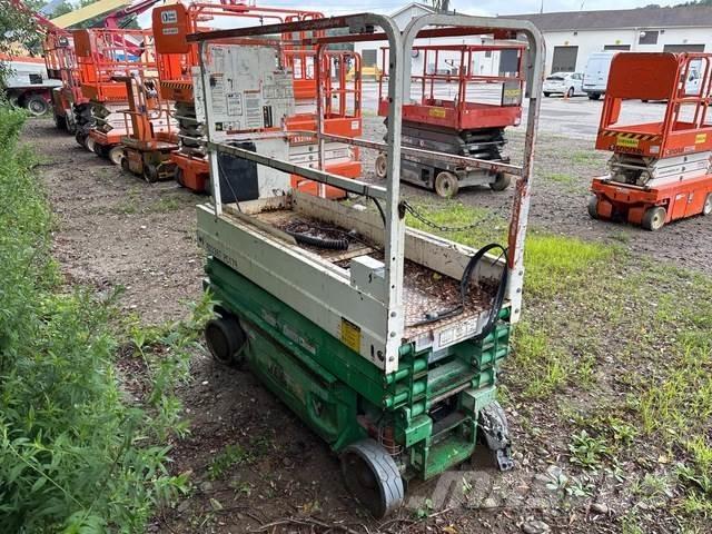 JLG 1930 ES رافعات مقصية الشكل