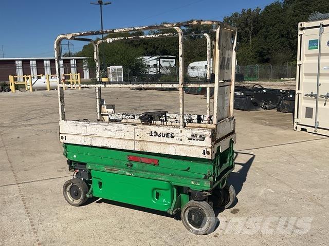 JLG 1930 ES رافعات مقصية الشكل