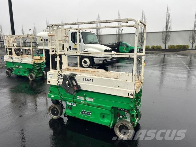 JLG 1930 ES رافعات مقصية الشكل