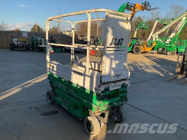 JLG 1930 ES رافعات مقصية الشكل