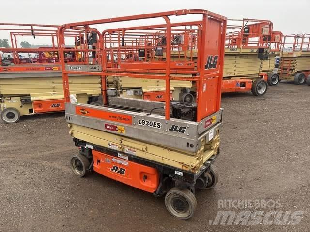 JLG 1930ES رافعات مقصية الشكل