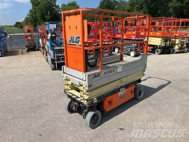 JLG 1930ES رافعات مقصية الشكل