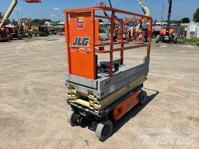 JLG 1930ES رافعات مقصية الشكل