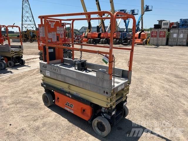 JLG 1930ES رافعات مقصية الشكل