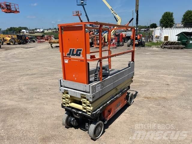 JLG 1930ES رافعات مقصية الشكل