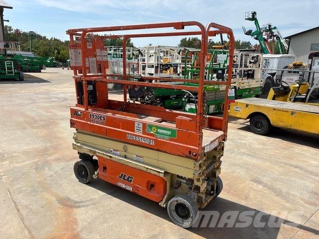 JLG 1930ES رافعات مقصية الشكل