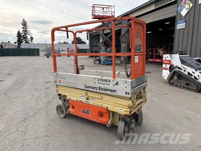 JLG 1930ES رافعات مقصية الشكل