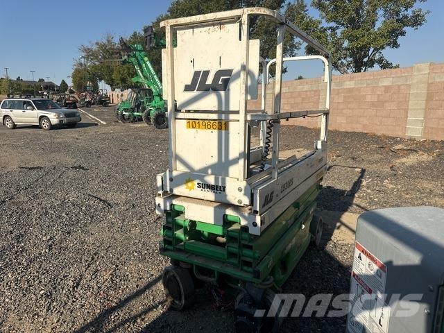JLG 1930ES رافعات مقصية الشكل