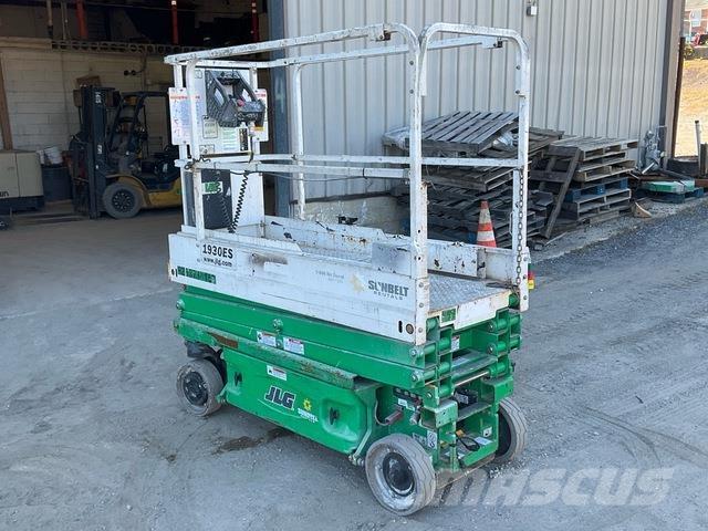 JLG 1930ES رافعات مقصية الشكل