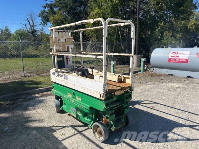 JLG 1930ES رافعات مقصية الشكل