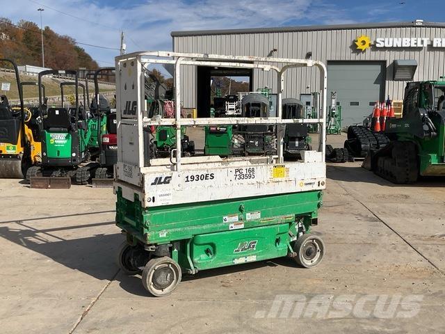 JLG 1930ES رافعات مقصية الشكل