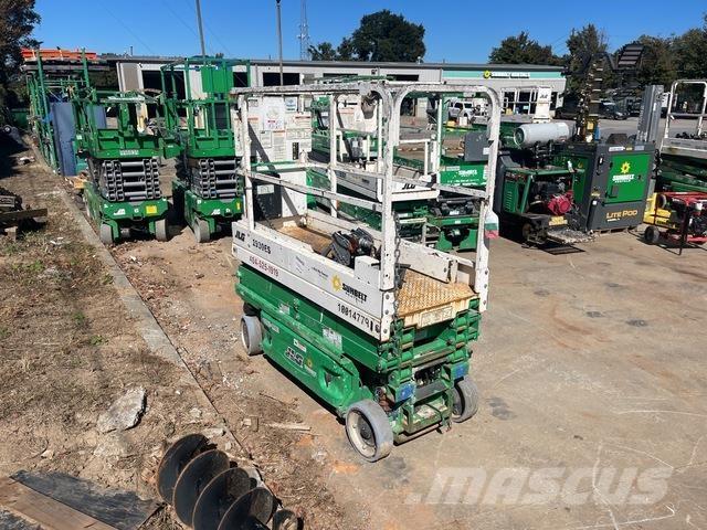 JLG 1930ES رافعات مقصية الشكل