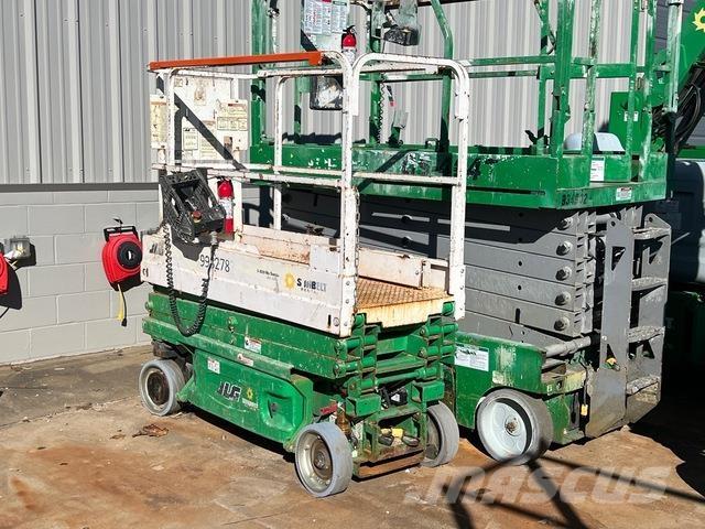 JLG 1930ES رافعات مقصية الشكل