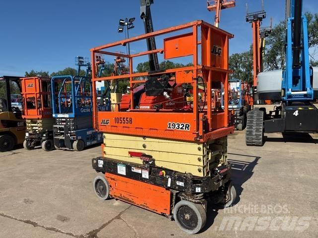 JLG 1932R Scissor lifts
