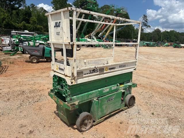 JLG 1932RS رافعات مقصية الشكل