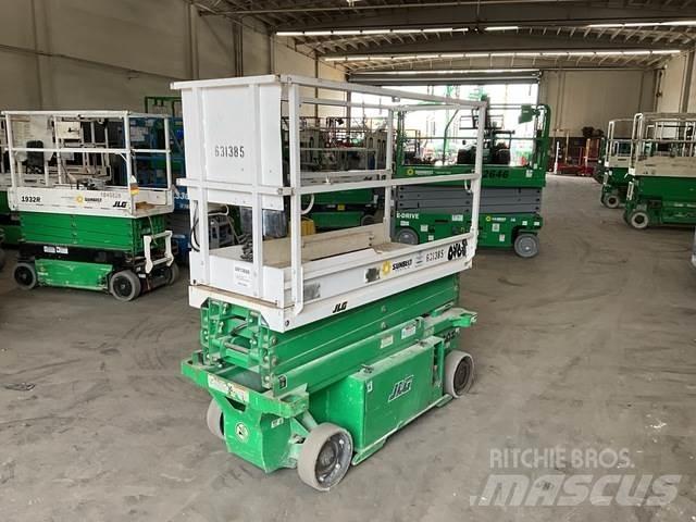 JLG 1932RS رافعات مقصية الشكل