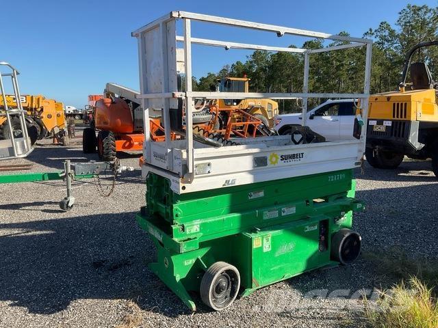 JLG 1932RS رافعات مقصية الشكل