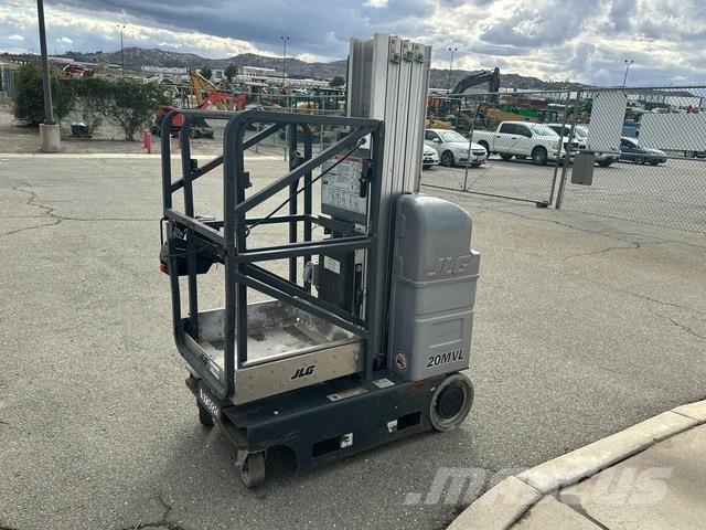 JLG 20MVL رافعات السارية الرأسية