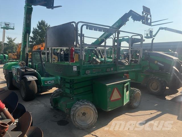 JLG 260MRT رافعات مقصية الشكل