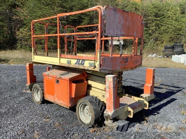 JLG 260MRT رافعات مقصية الشكل