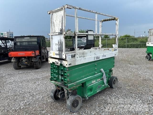 JLG 2632 ES رافعات مقصية الشكل