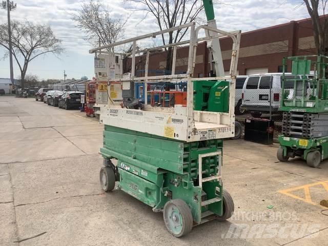 JLG 2632ES رافعات مقصية الشكل