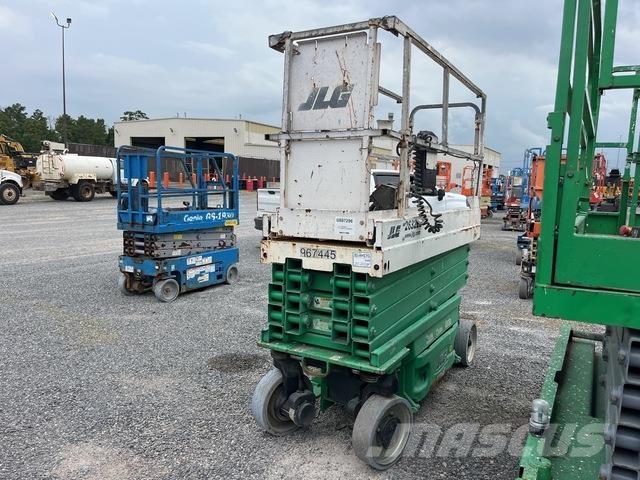 JLG 2632ES رافعات مقصية الشكل