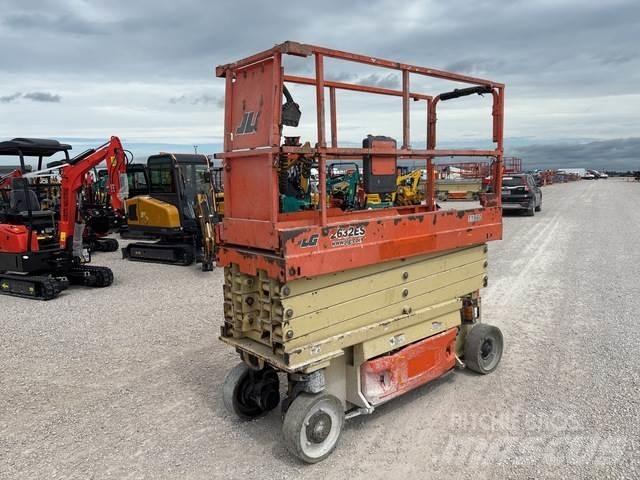 JLG 2632ES رافعات مقصية الشكل