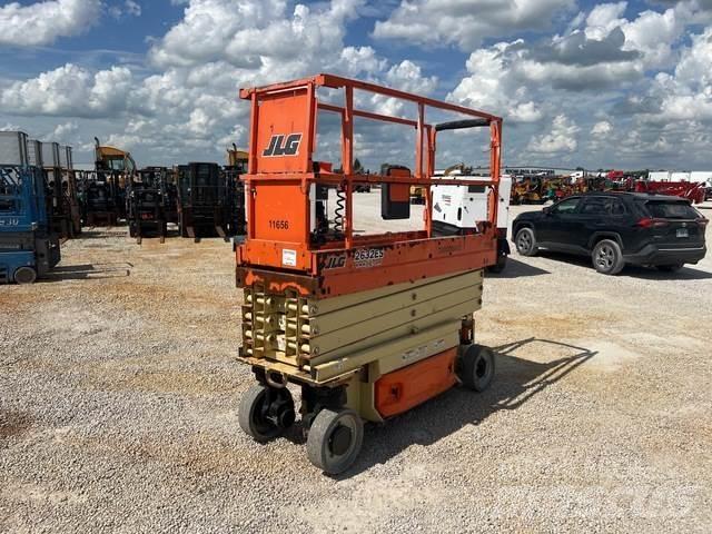 JLG 2632ES رافعات مقصية الشكل