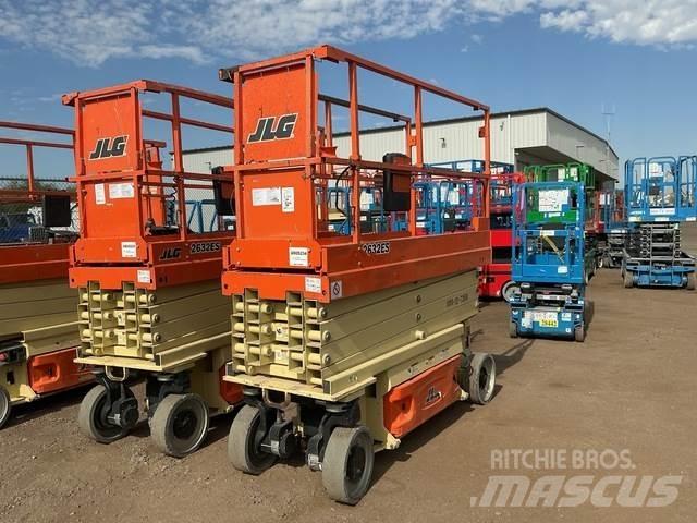 JLG 2632ES رافعات مقصية الشكل