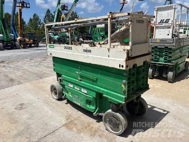 JLG 2632ES رافعات مقصية الشكل