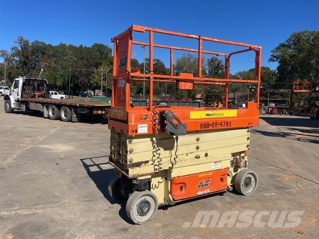 JLG 2632ES رافعات مقصية الشكل