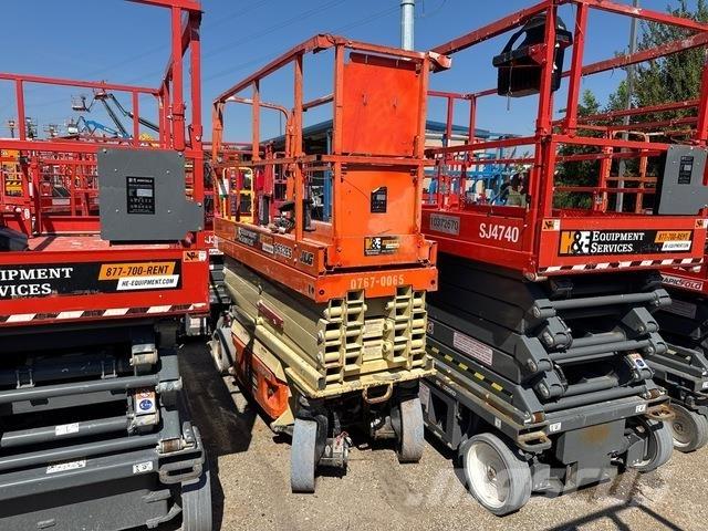 JLG 2632ES رافعات مقصية الشكل
