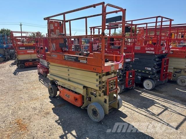 JLG 2632ES رافعات مقصية الشكل