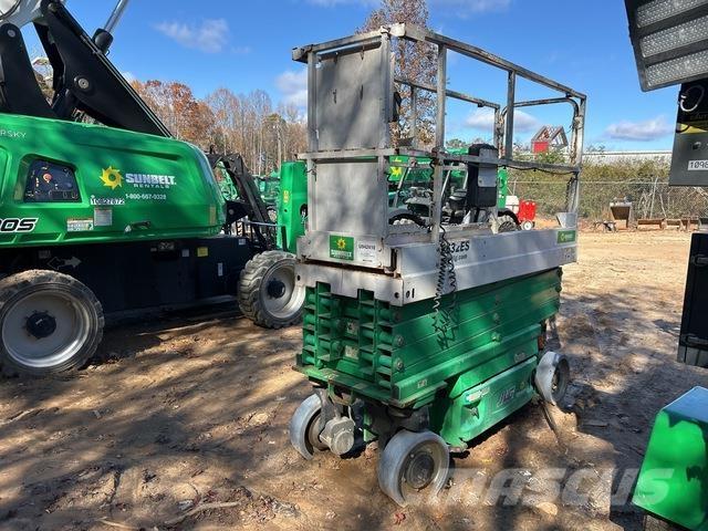 JLG 2632ES رافعات مقصية الشكل