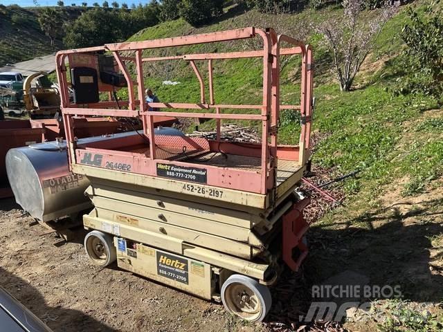 JLG 2646-E2 رافعات مقصية الشكل