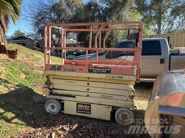 JLG 2646-E2 رافعات مقصية الشكل