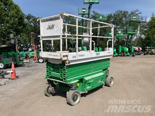 JLG 2646ES رافعات مقصية الشكل